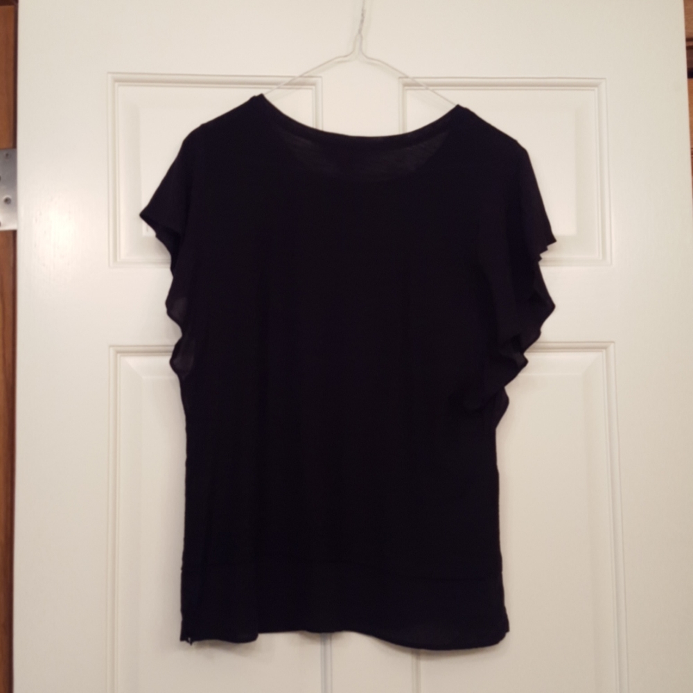 VINCE CAMUTO BLACK RUFFLE SLEEVE TOP - SMALL - Picture 5 of 7